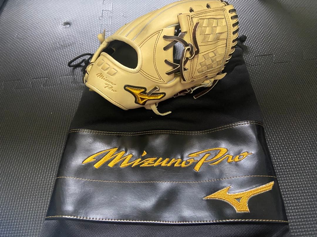 Mizuno Pro 硬式用グローブ ベージュ