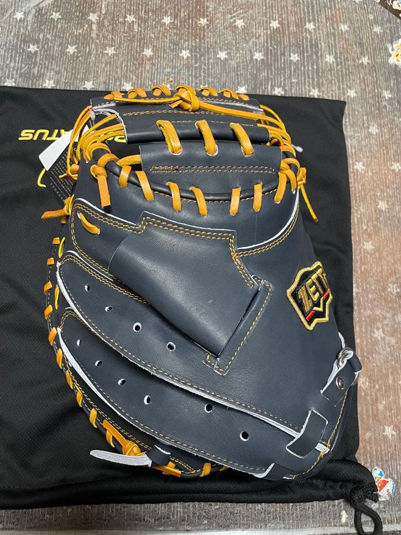 キャッチャーミット