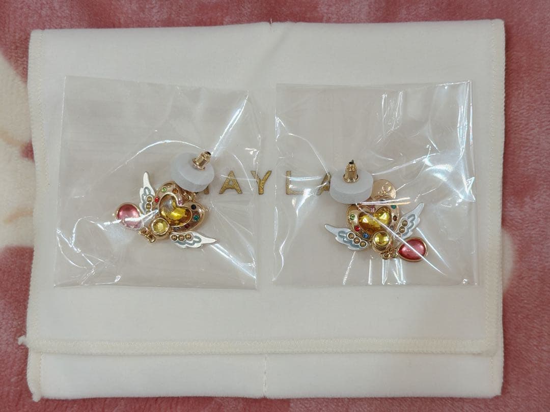 MAYLA マイラ セーラームーン アイコニック ピアス