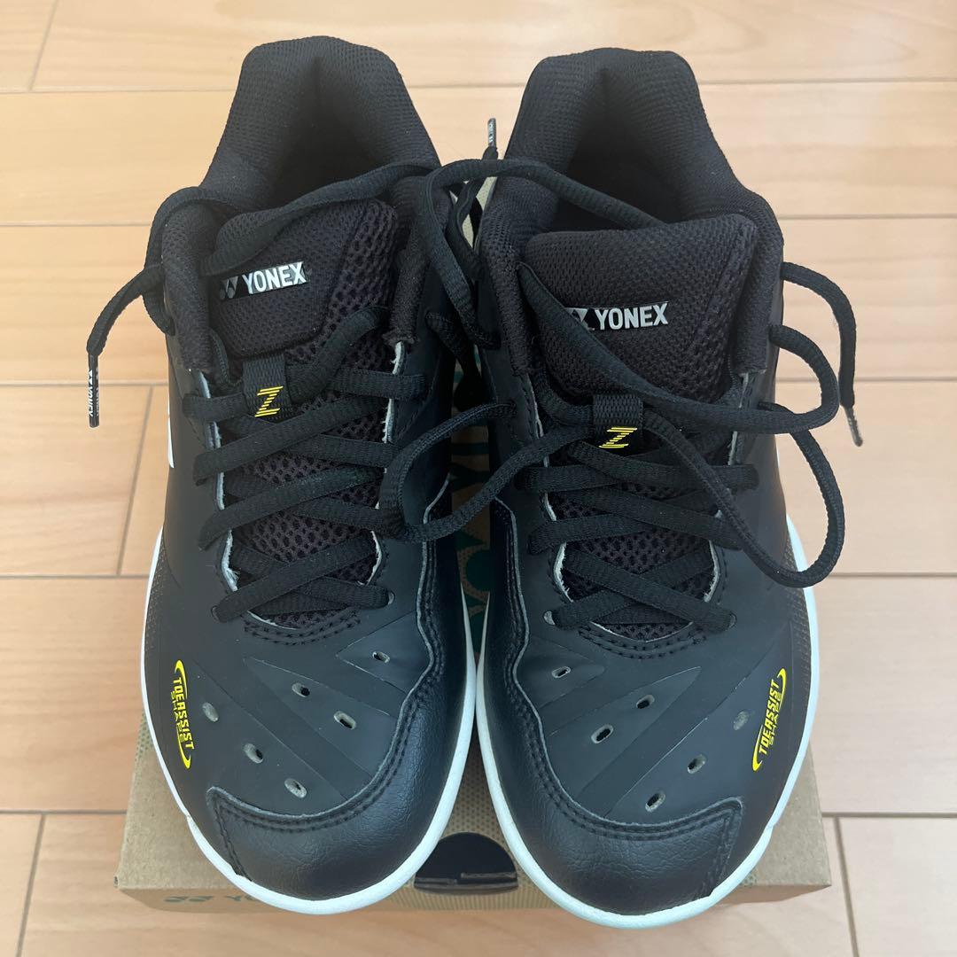 【美品】YONEX パワークッション65Z 23.5センチ