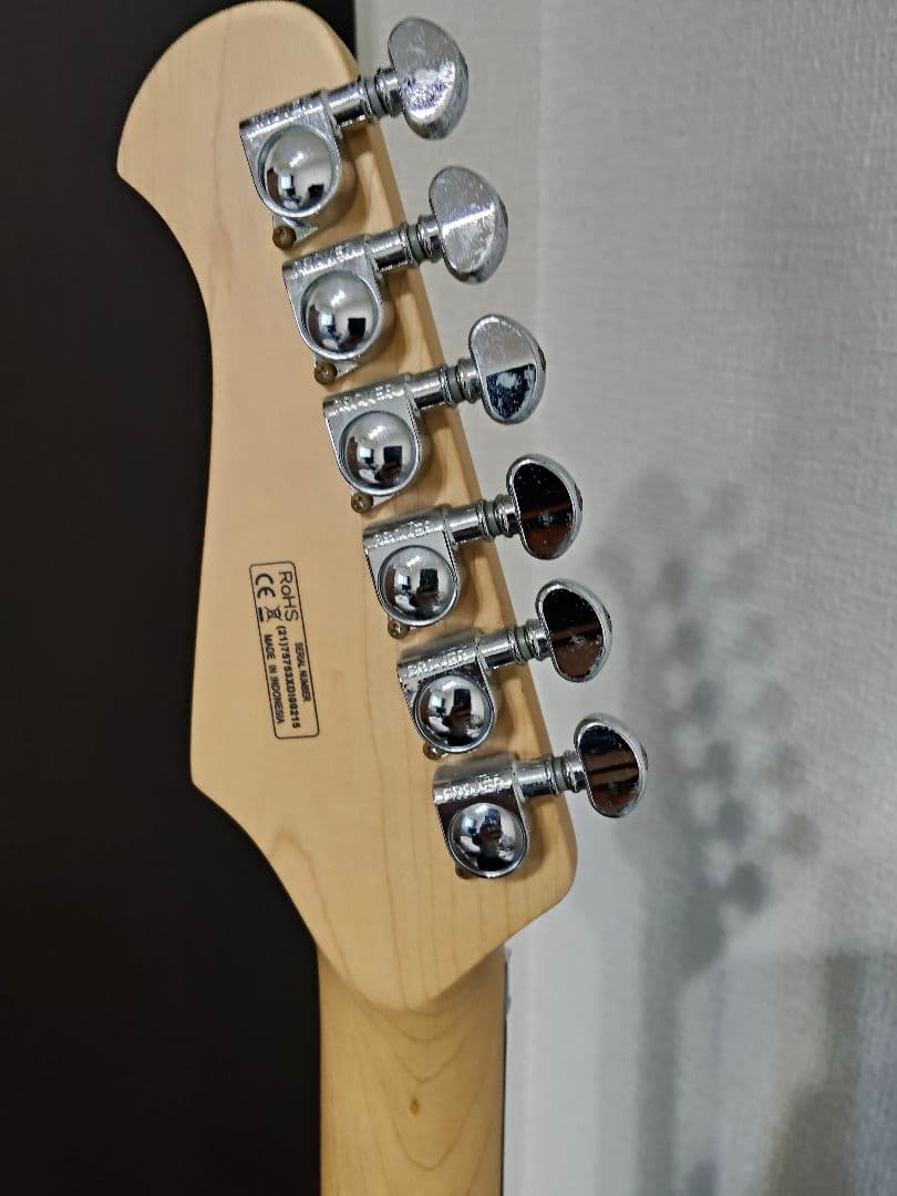 送料込 ハーレーベントン エレキギター