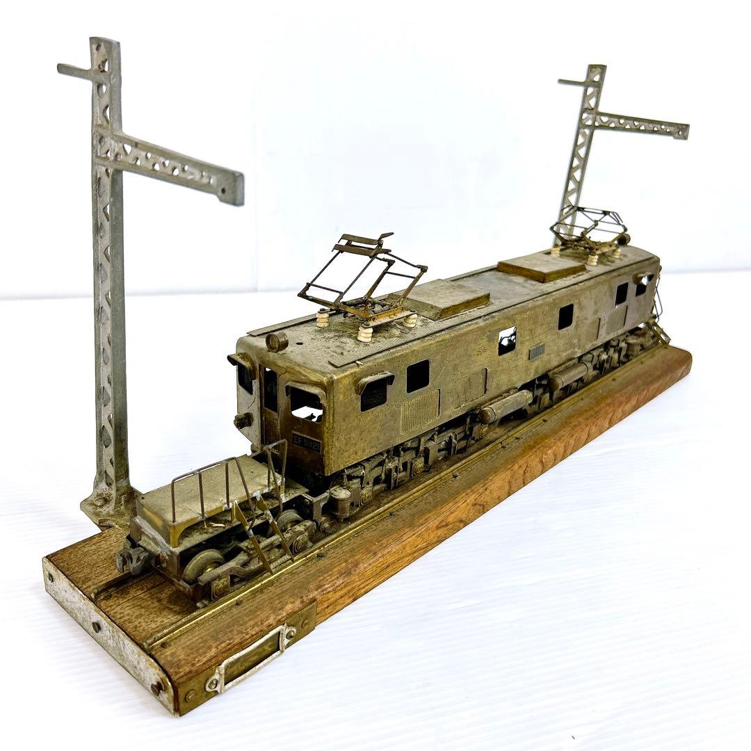 【希少】国鉄EF58 21号機 電気機関車模型／金属製・展示台＆架線柱付き