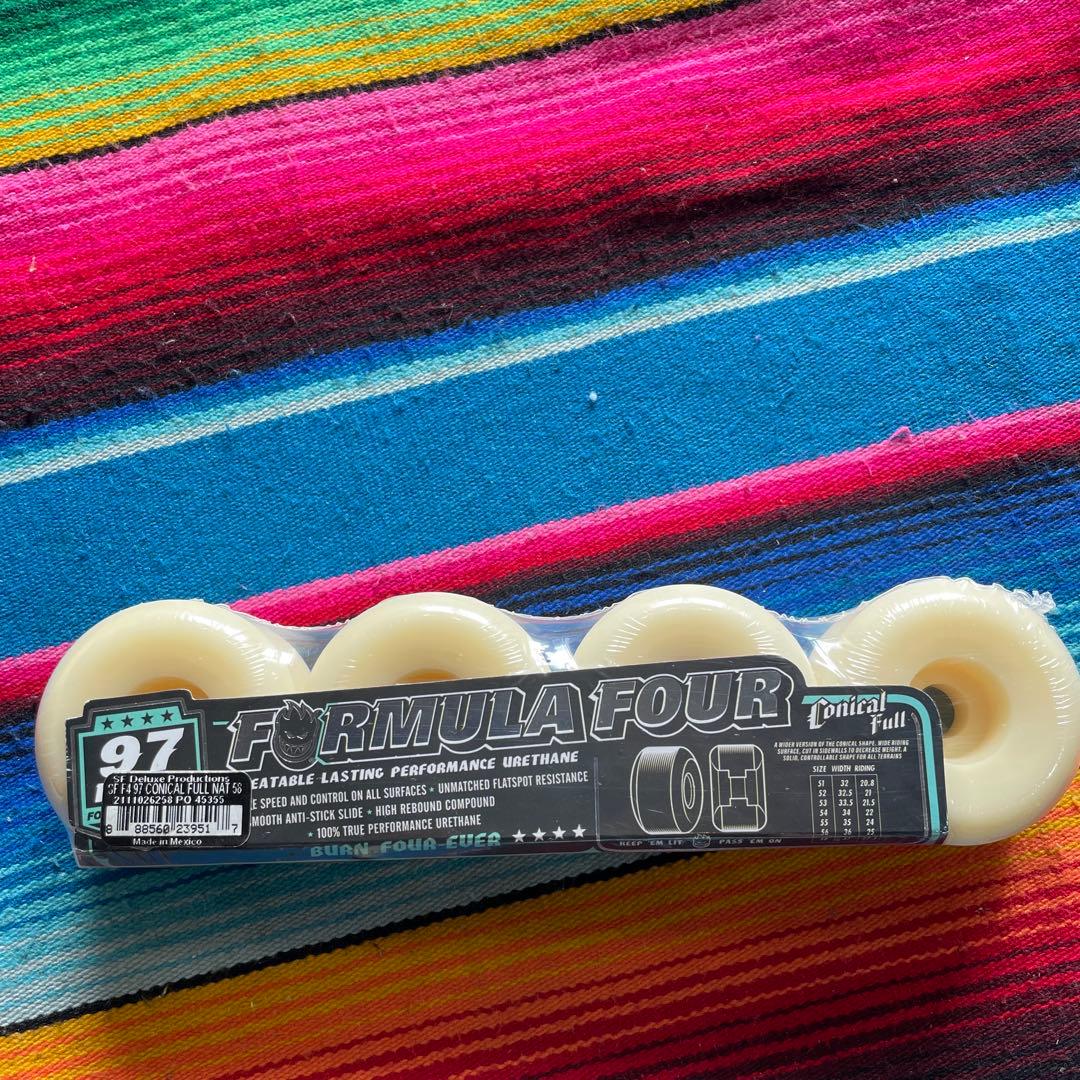 Spitfireフォーマル4コニカルフル58mm97aウィール 定価¥9,130