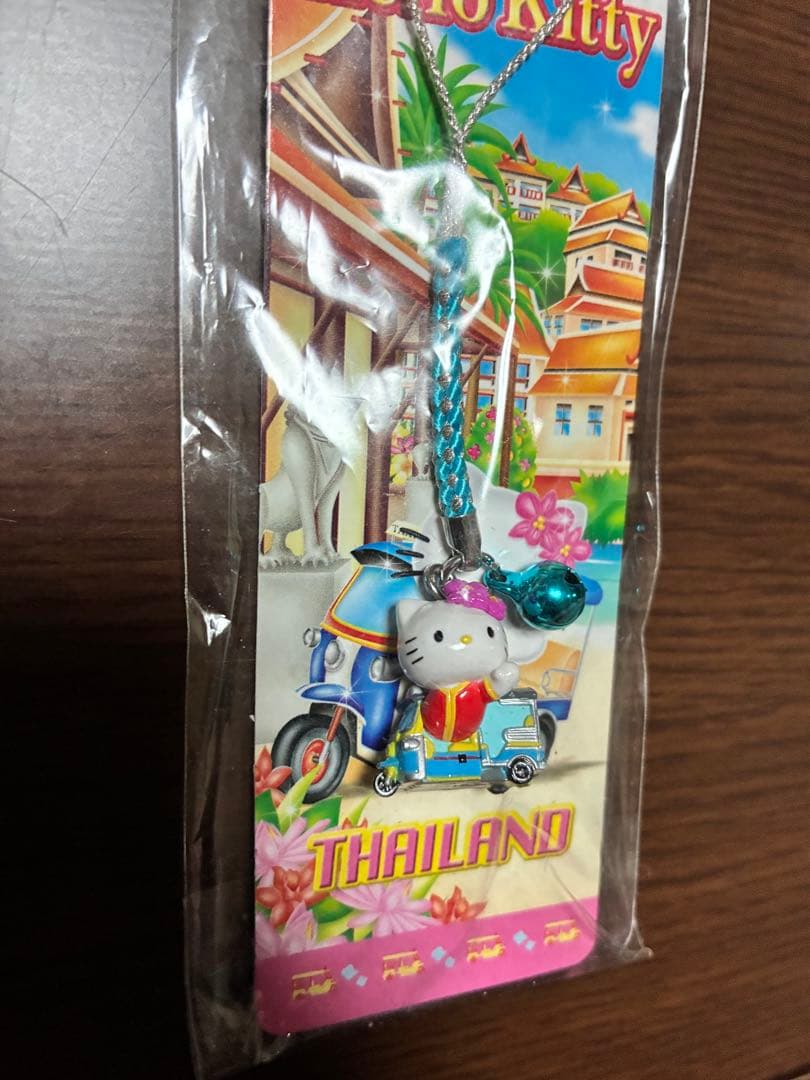 希少 激レア 新品 ご当地 ハローキティ タイ限定 トゥクトゥク ストラップ