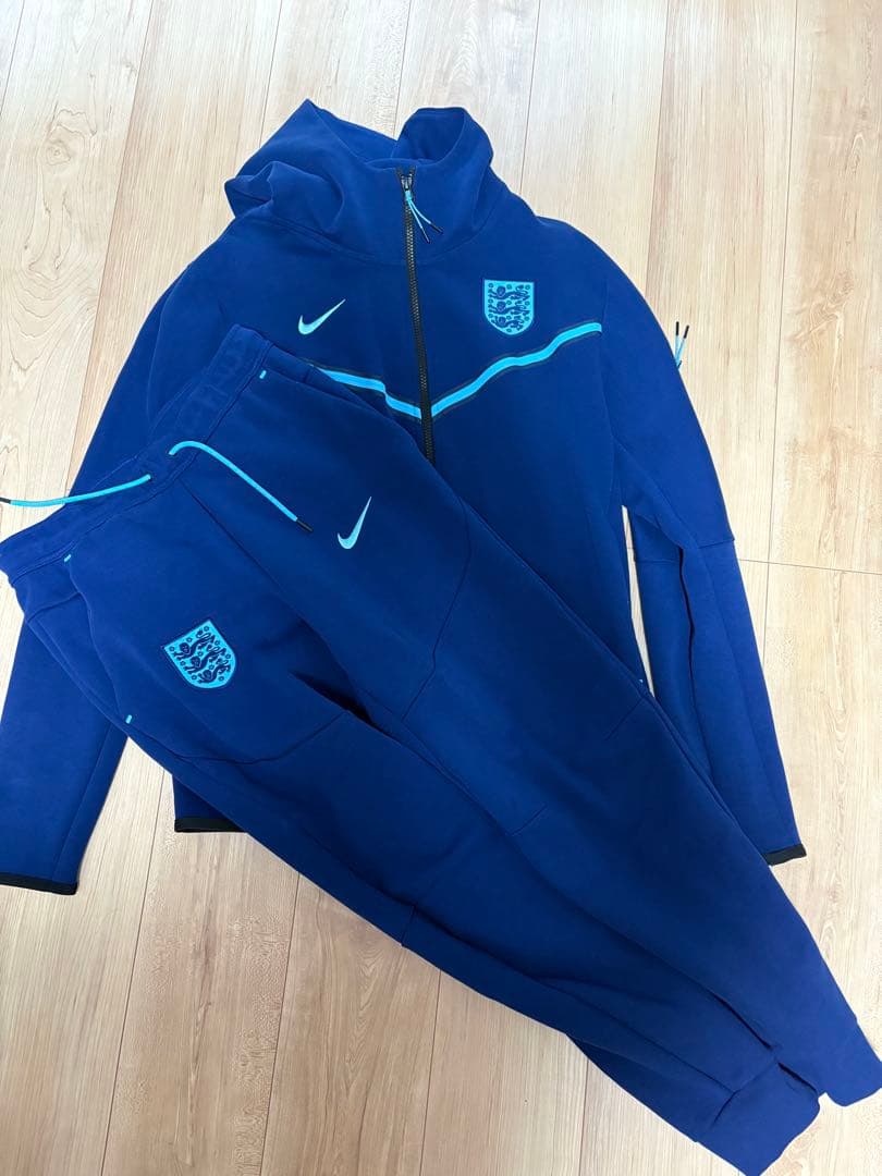 イングランド代表　テックフリース　上下セット(サイズ違い) ナイキ