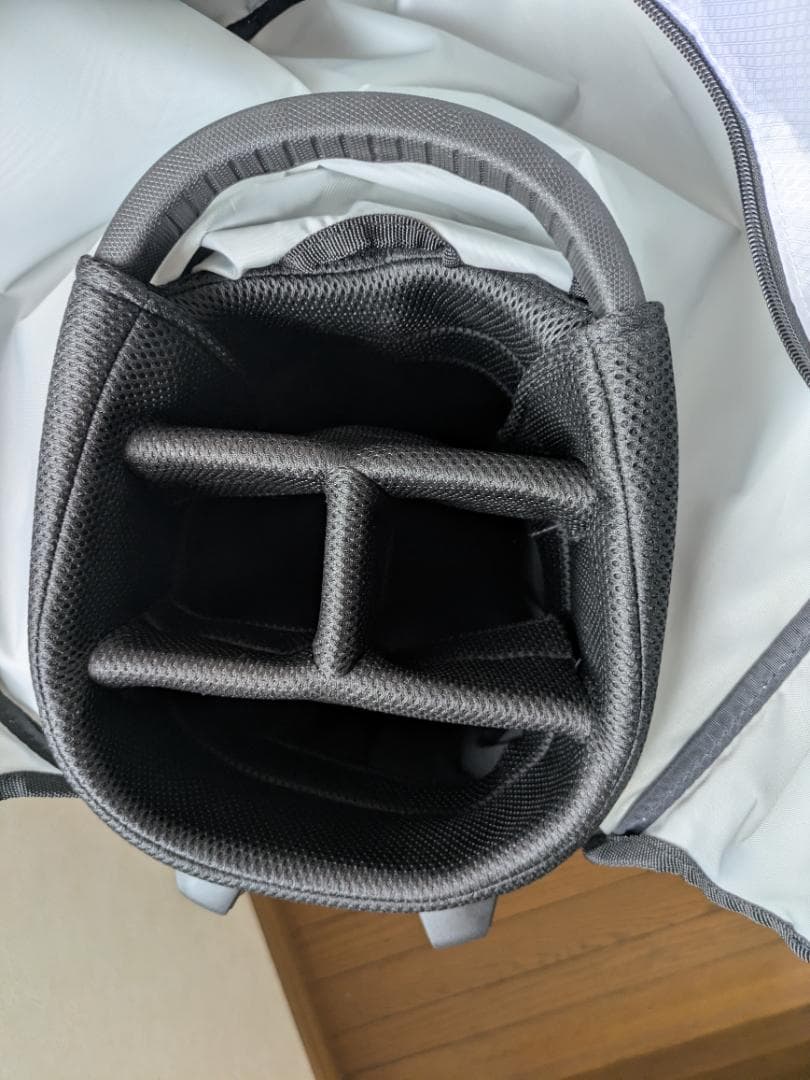   ゴルフ用キャディバッグ ホワイト