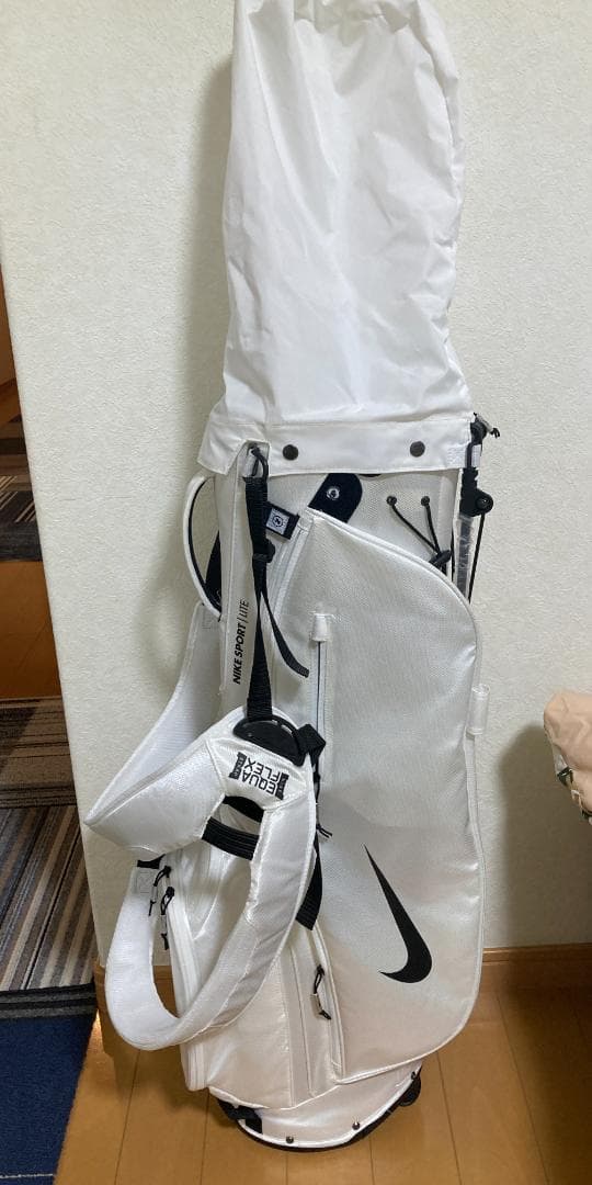 【廃盤品】ナイキ キャディバッグ ゴルフバッグ ホワイト スタンド 軽量モデル