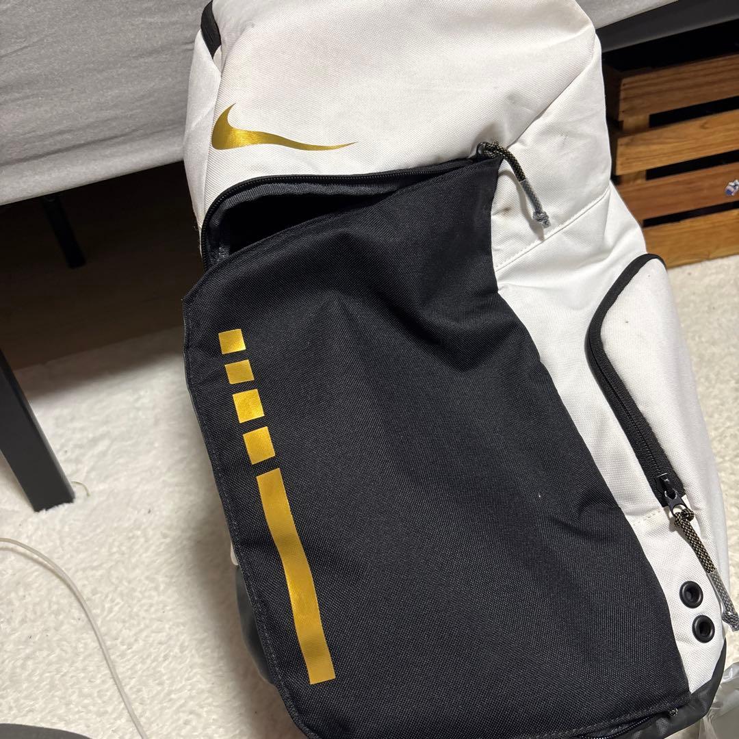 ナイキ　エリートバックパック