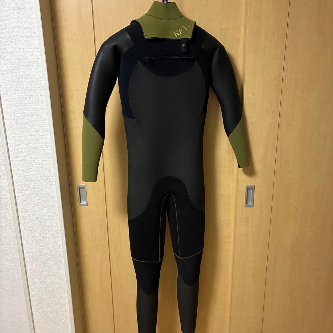 REVO セミドライスーツ ブラック/オリーブ　5/3