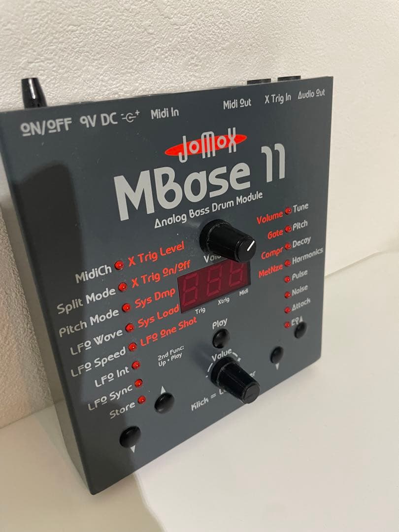 jomox Mbase 11 アナログドラムモジュール