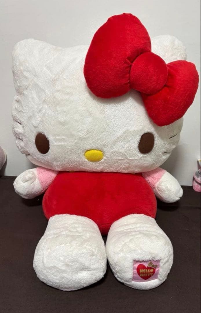 キティちゃんぬいぐるみ　超特大キティちゃん　希少レアキティ