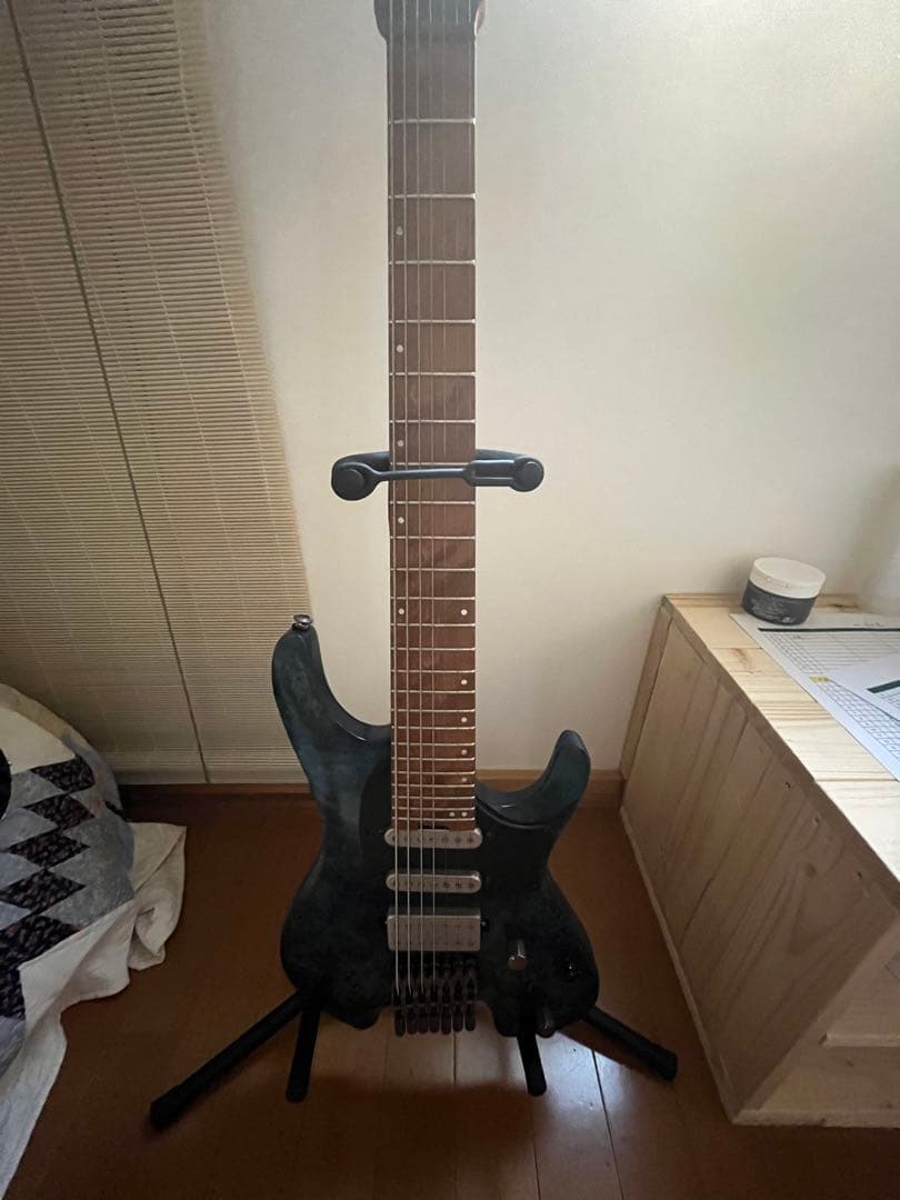 Ibanez ヘッドレス エレキギター 7弦