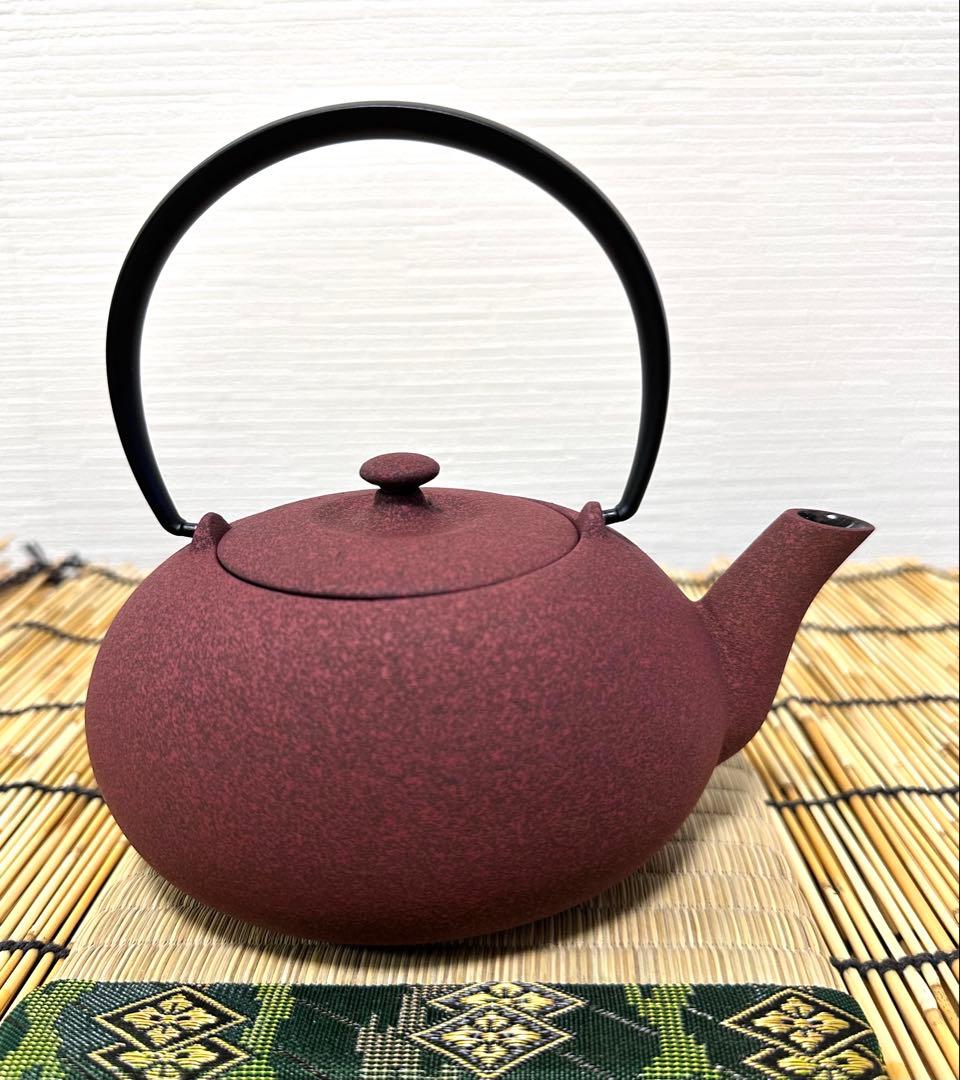菊地保寿堂　奥山清行デザイン　ティーポット ふくＳ　南部鉄瓶　南部鉄器