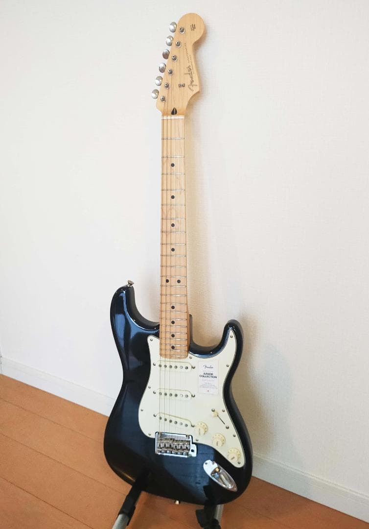 【新品同様・美品】Fender ストラトキャスター【ショートスケール】