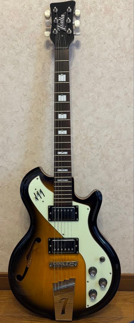 Italia Guitars Mondial Classic /涼宮ハルヒの憂鬱