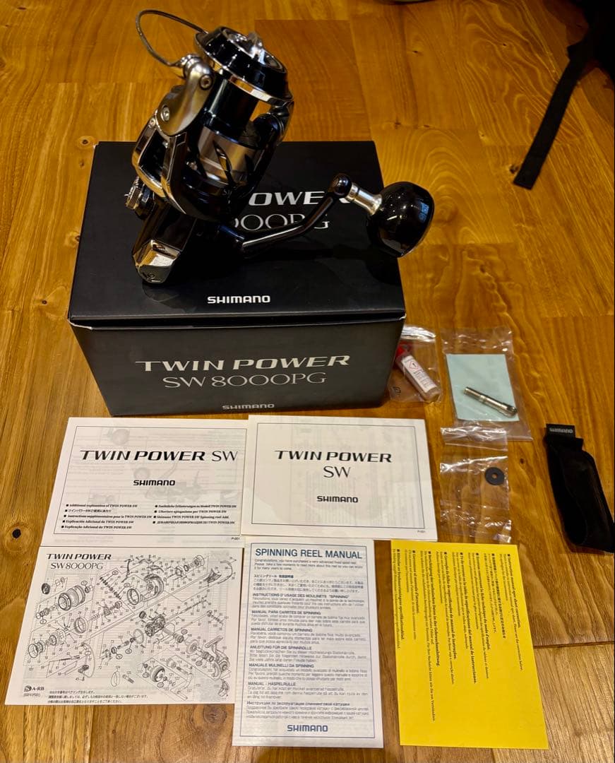SHIMANO TWIN POWER SW 8000PG スピニングリール
