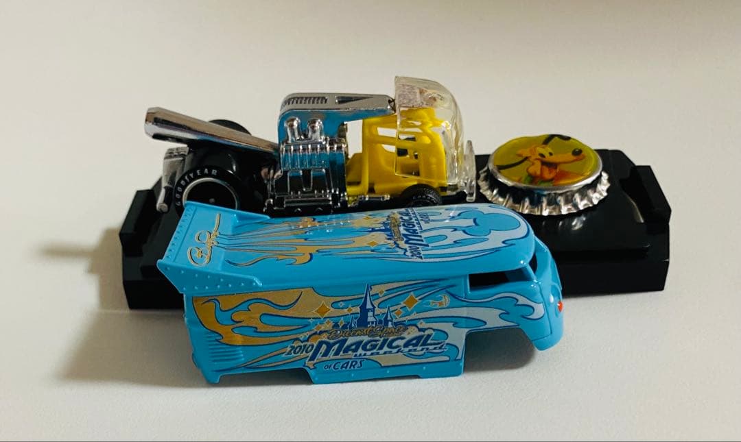 ホットウィール　フォルクスワーゲン　ドラッグバス