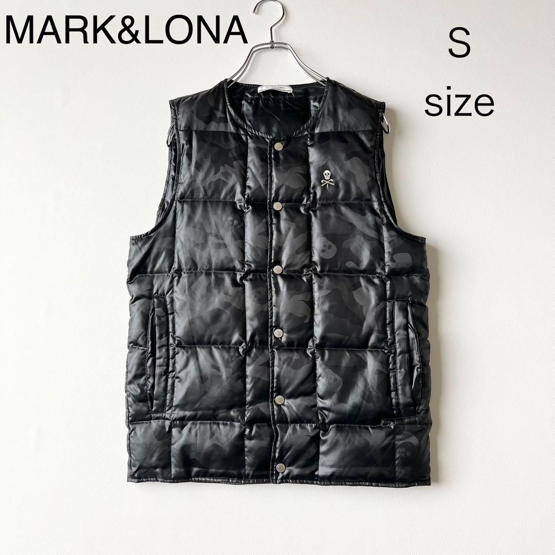 3265【美品】マークアンドロナ　ダウンベスト カモフラ柄 スカルロゴ　S 黒