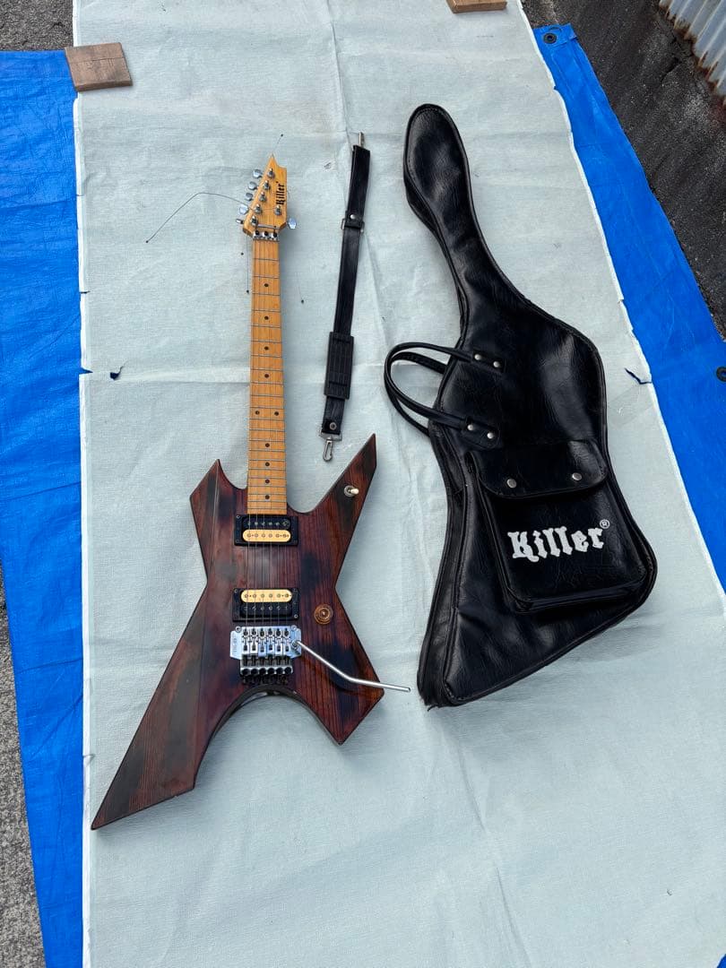 アンティークなKiller Guitars ケ-ス付き 6弦 エレキギター