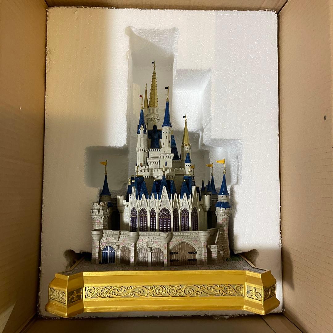 レア WDW シンデレラ城 キャッスル ディズニー フィギュアリン フィギュア