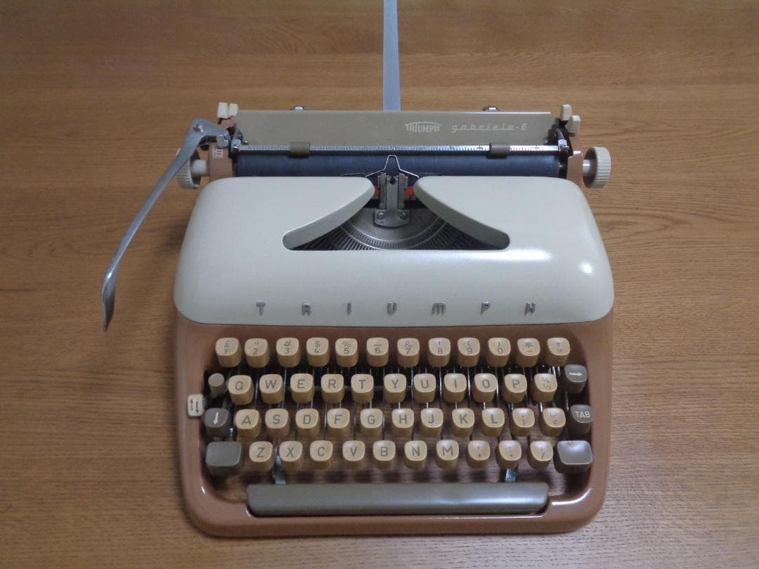完動品 TRIUMPH gabriele-E タイプライター タイピストモデル
