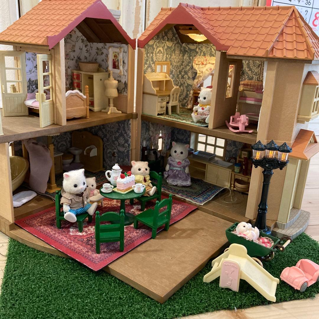 あかりの灯る大きなお家 シルバニアファミリー ペルシャネコ ファミリー セット