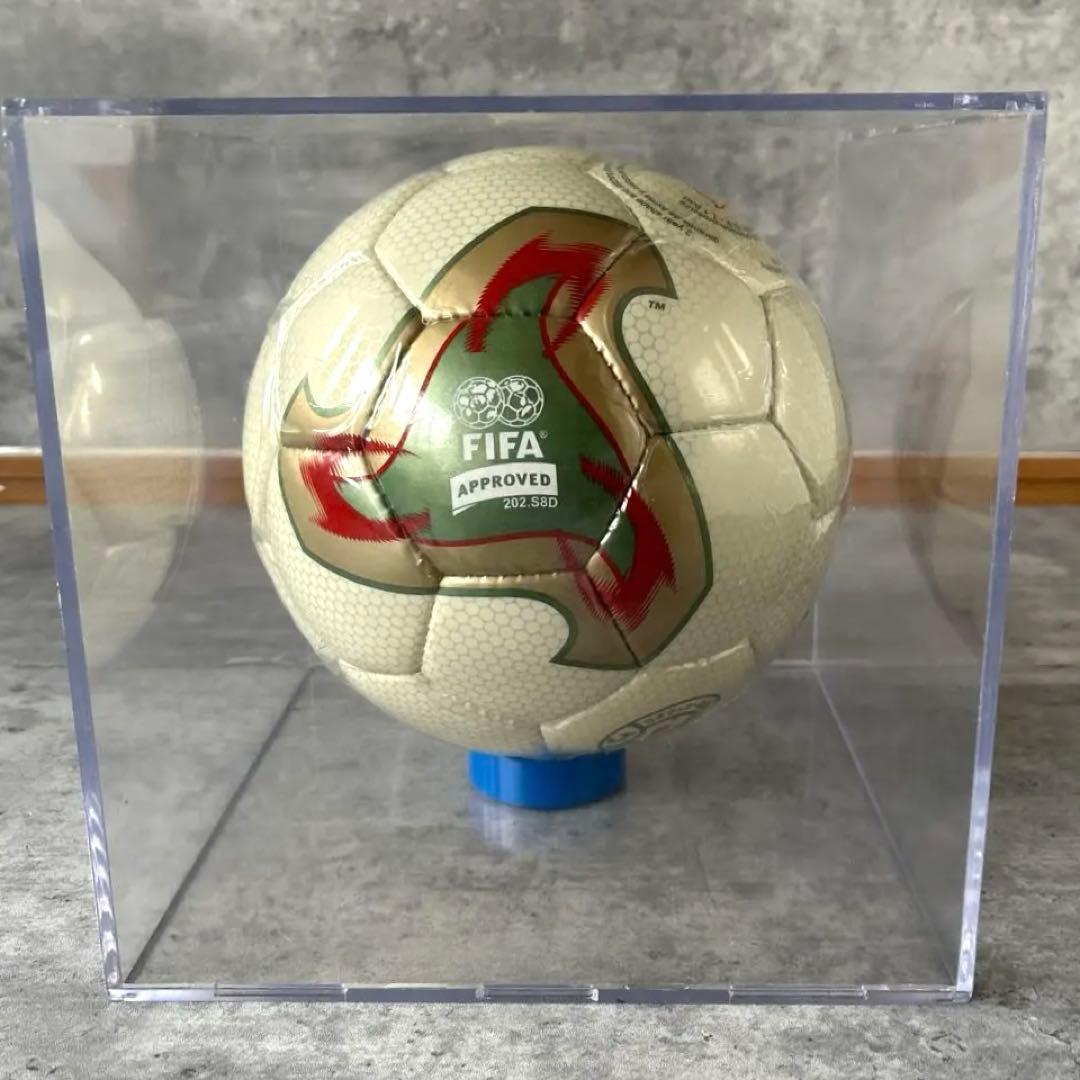 2002 FIFAワールドカップ公式試合球 FEVERNOVA アクリルケース付