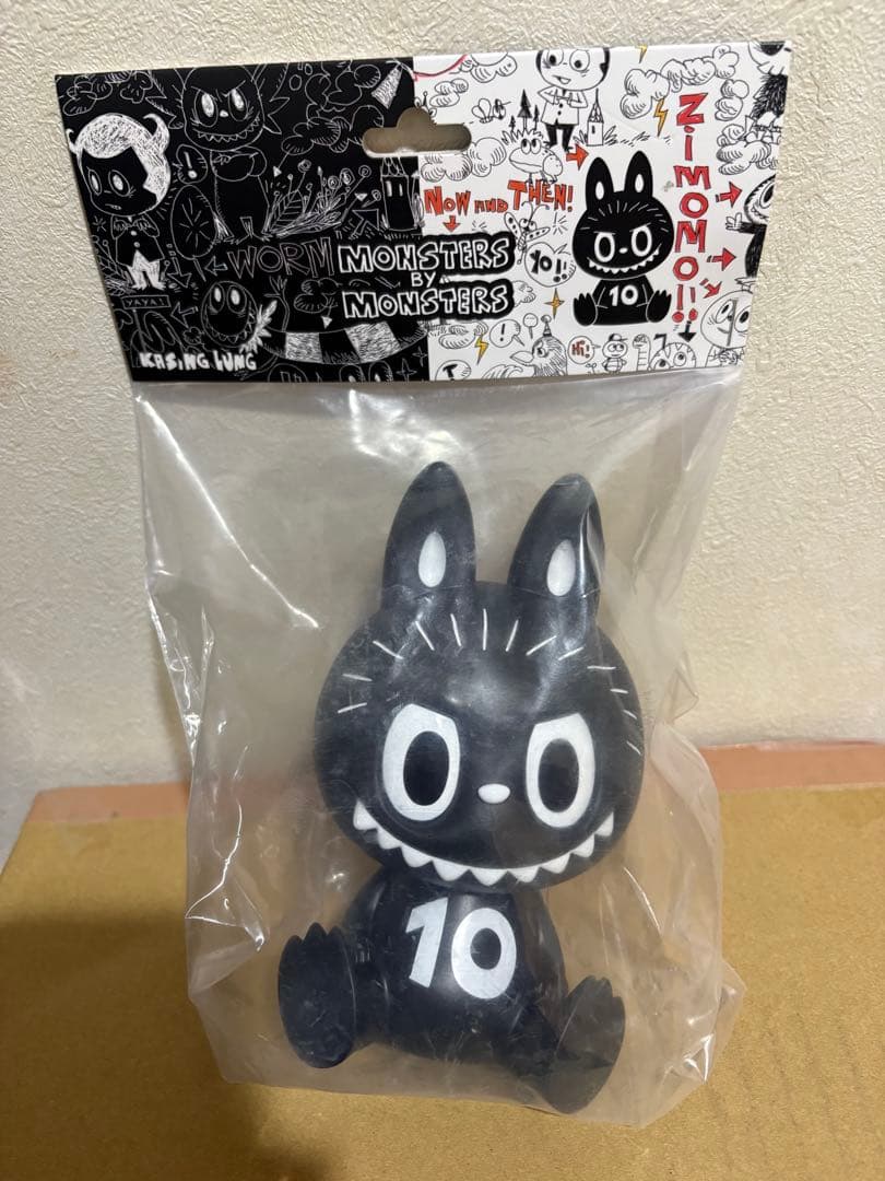 モンスターズ THE MONSTERS ラブブ 10周年ソフビ 18701