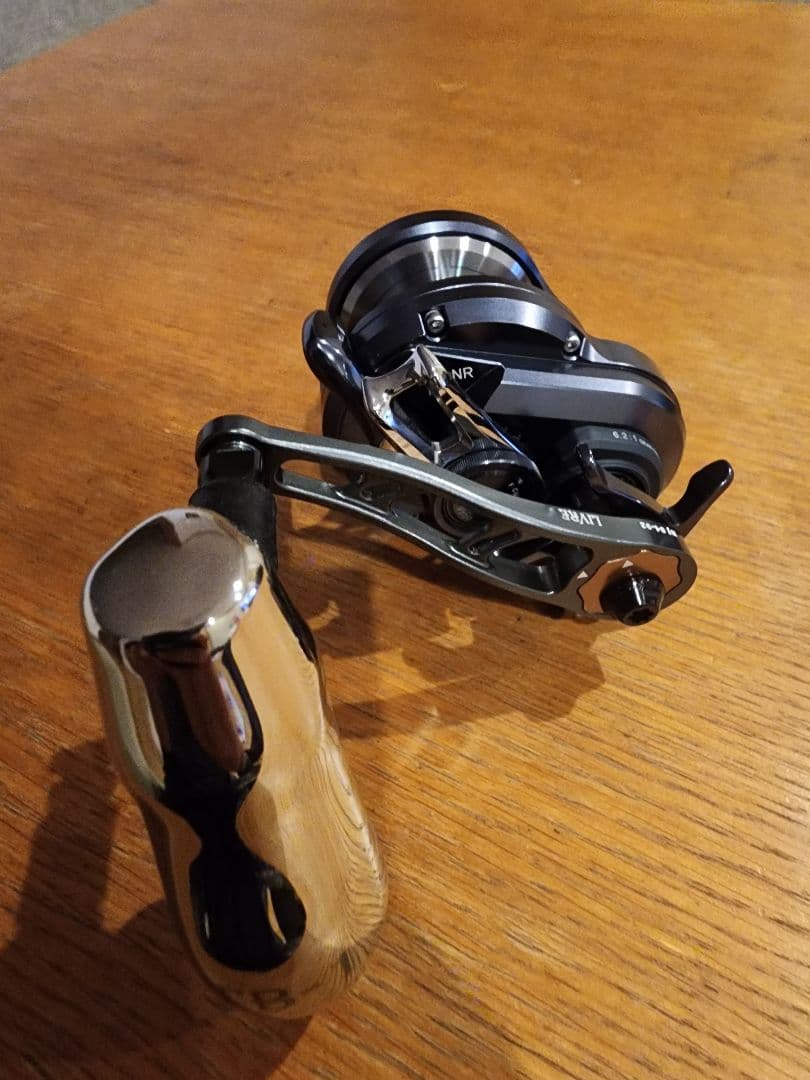 SHIMANO OCEA JIGGER F CUSTOM 2000NRHGリブレ