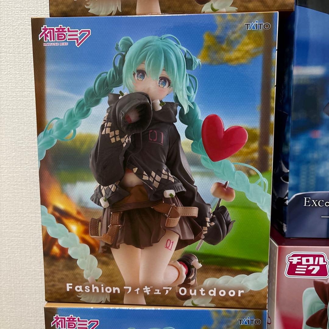 新作プライズフィギュア　初音ミクHUNTER×HUNTER クロロ　マチ