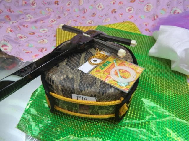 P10現品販売(送料無料)25.980円　沖縄三線　蛇皮強化張組み立てキット