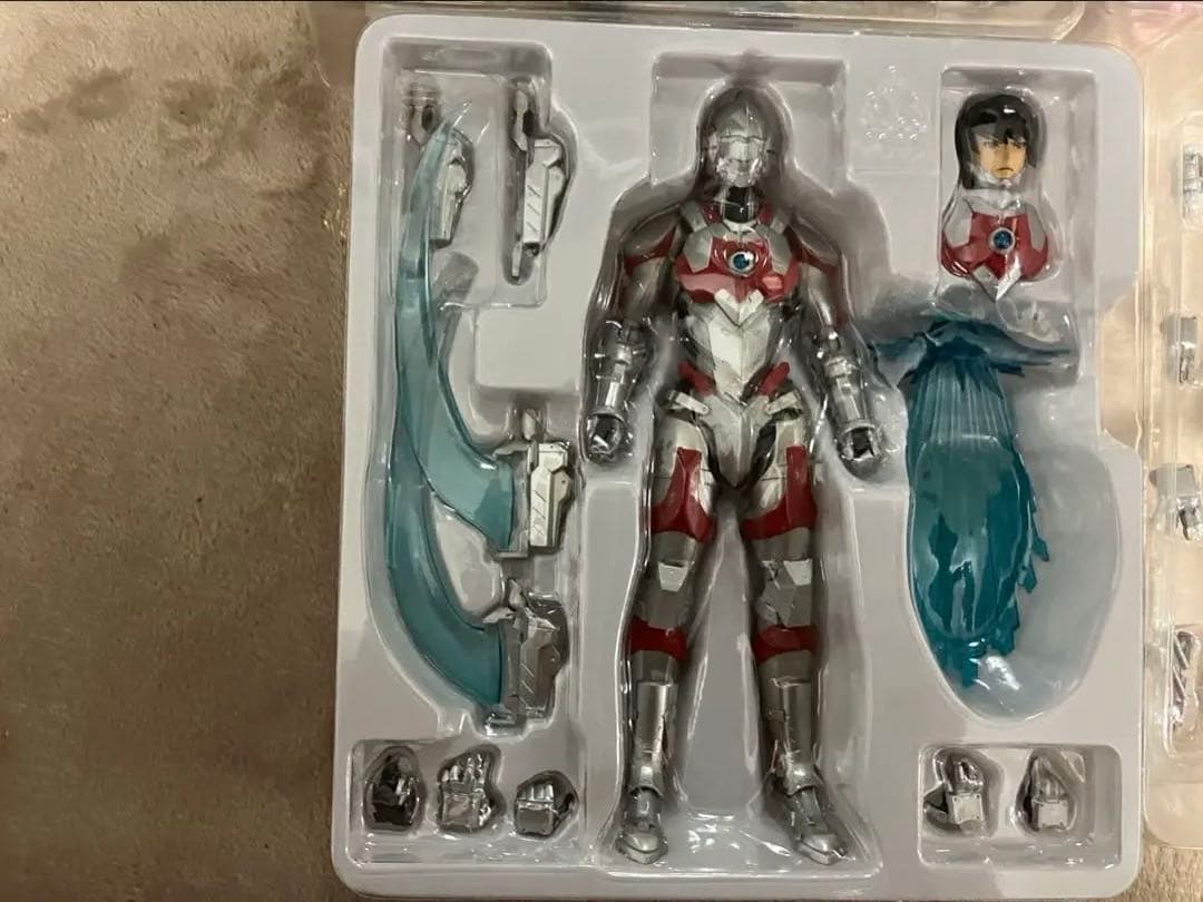 SHフィギュアーツ　アニメウルトラマンセット