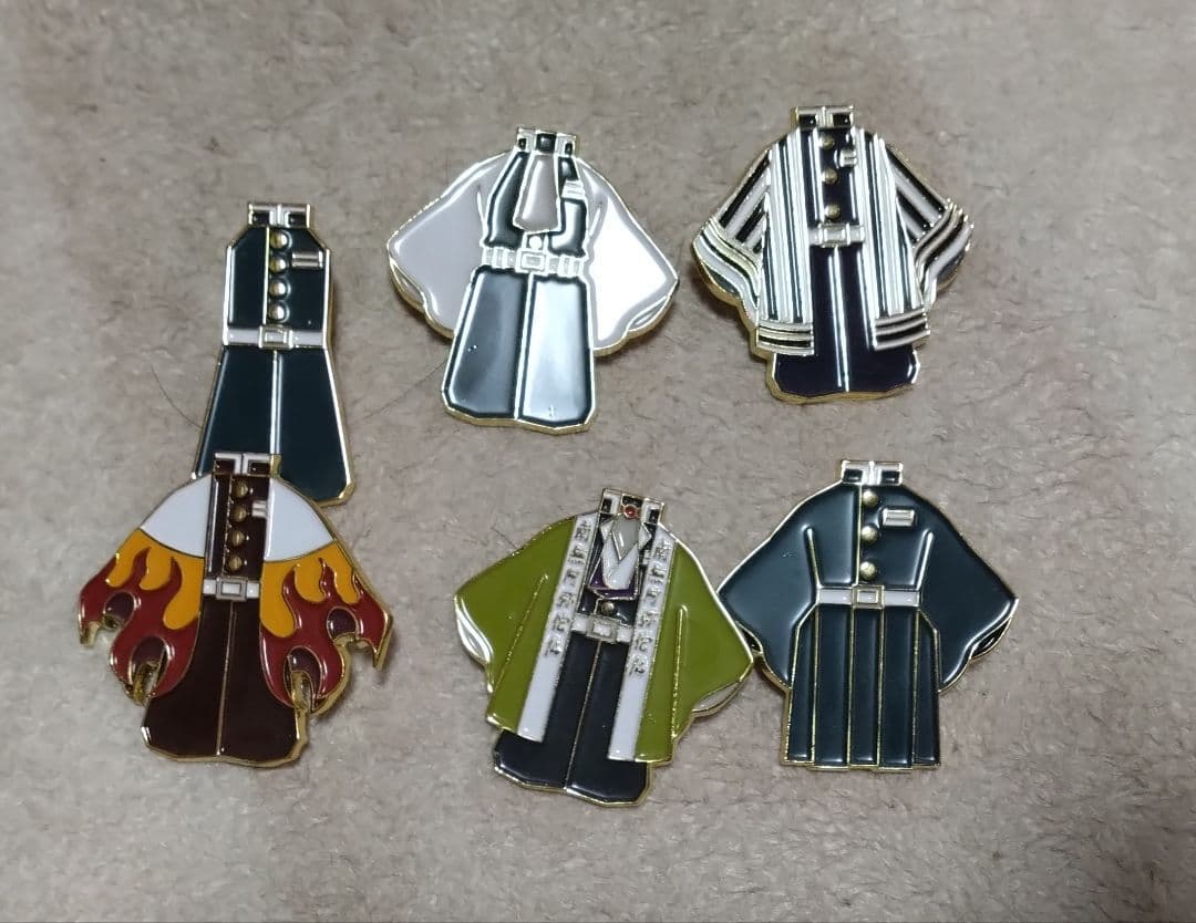 鬼滅の刃 ダイキャストピンバッジ まとめ売り