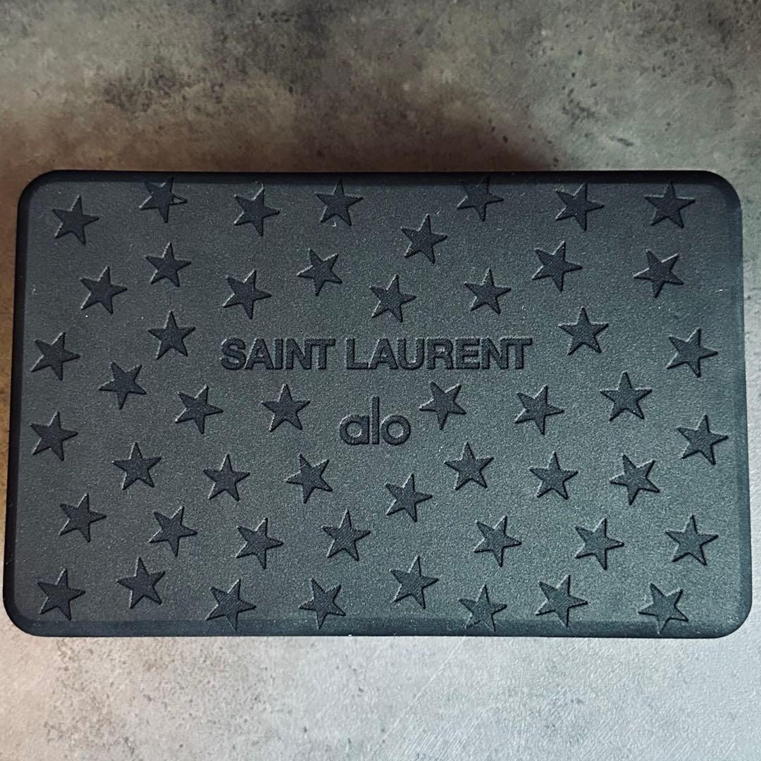 希少✨Saint Laurent × Alo コラボ スター　ロゴ　ヨガブロック