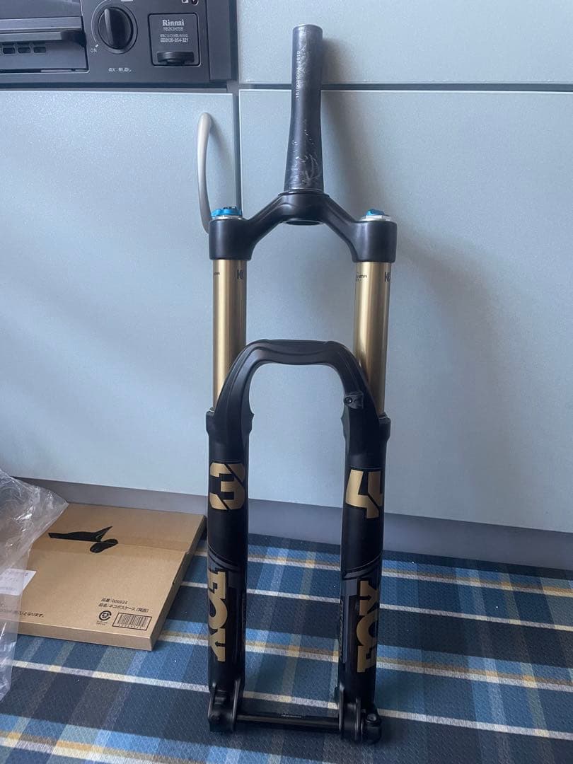 FOXサスペンションフォークファクトリー　34 27.5 150㍉ストローク