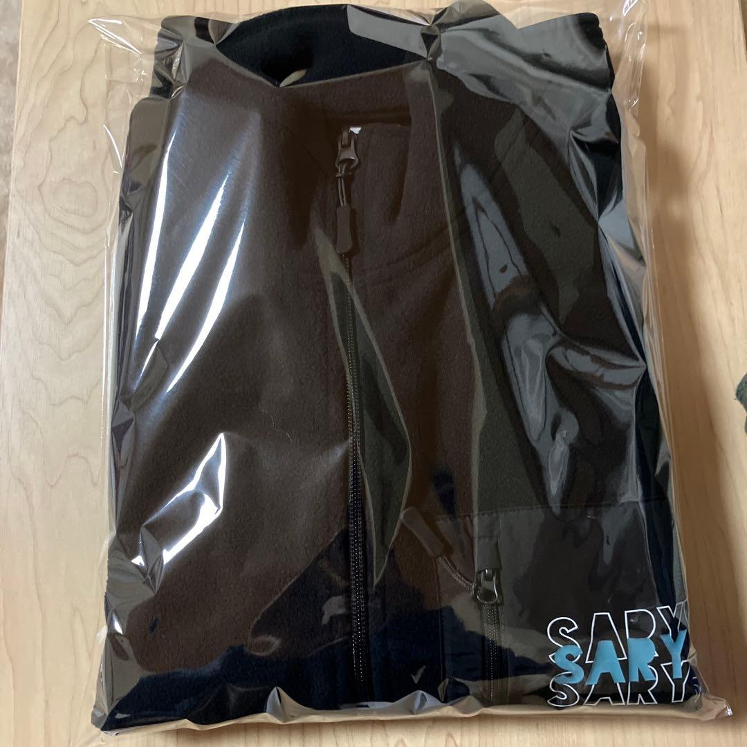 彼方茜香 Saryn マイクロフリースベスト ブラック Lサイズ