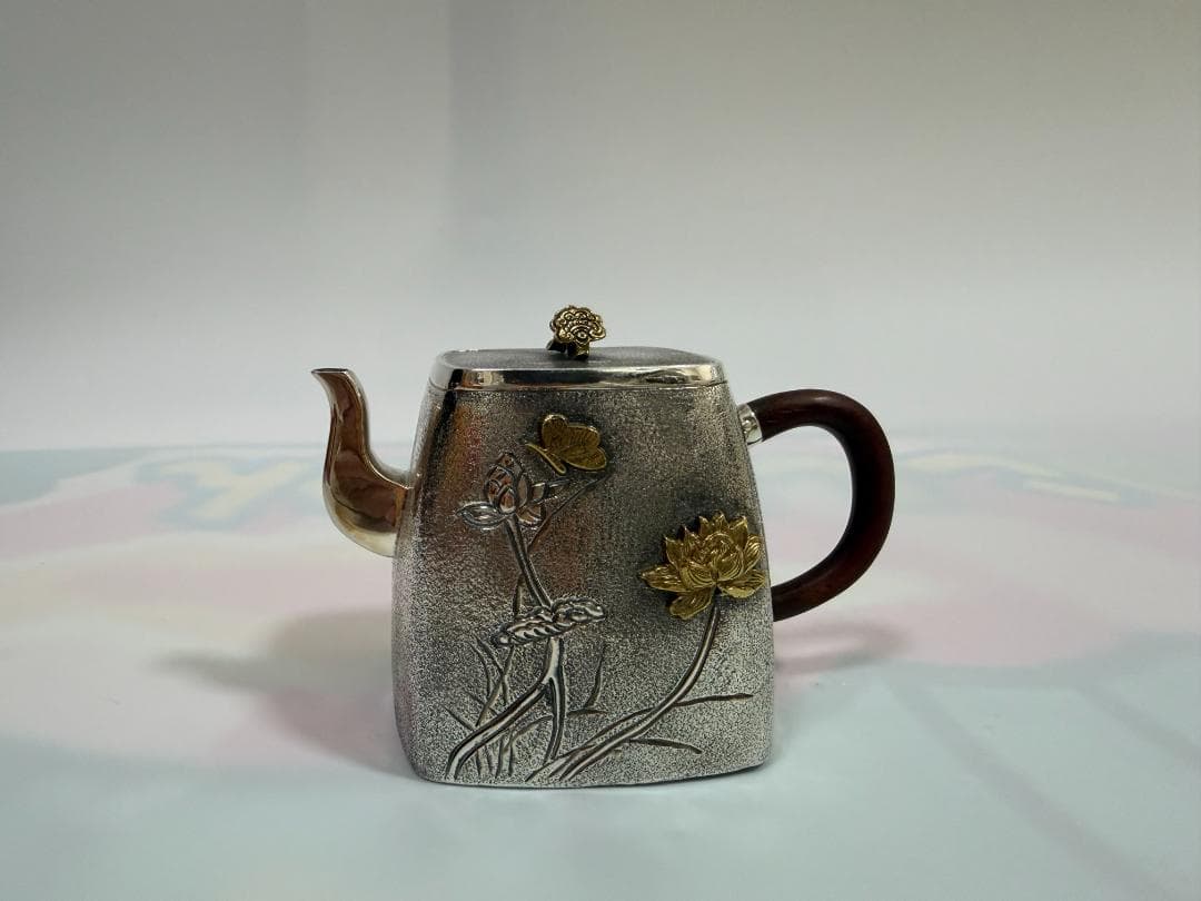 純銀製 蝶文様 急須 銀瓶 煎茶道具