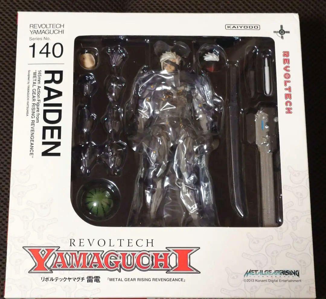 リボルテックヤマグチ　雷電　メタルギアソリッド　メタルギアライジング