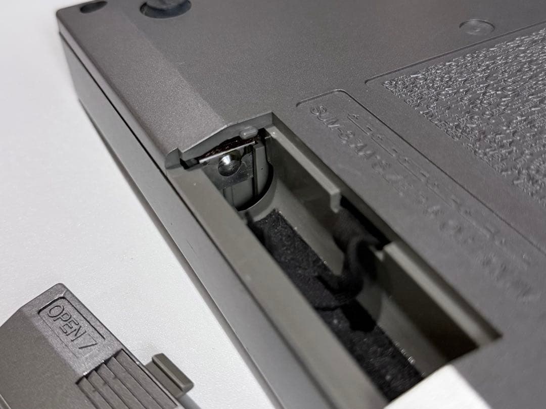 動作品YAMAHA CS01 アナログシンセサイザー￼