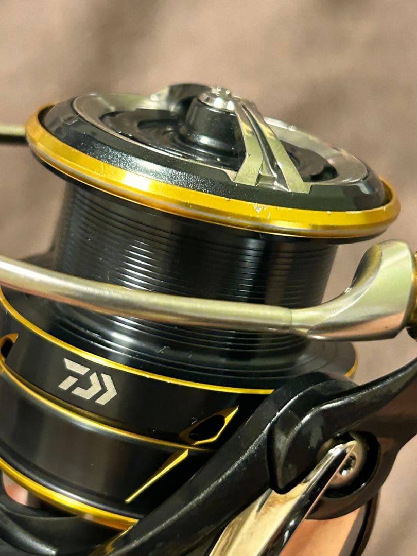 Daiwa CALDIA 4000-CXH スピニングリール