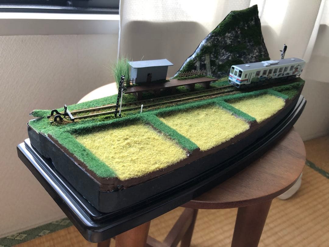 車両付き鉄道ジオラマ1 (田舎の終着駅)