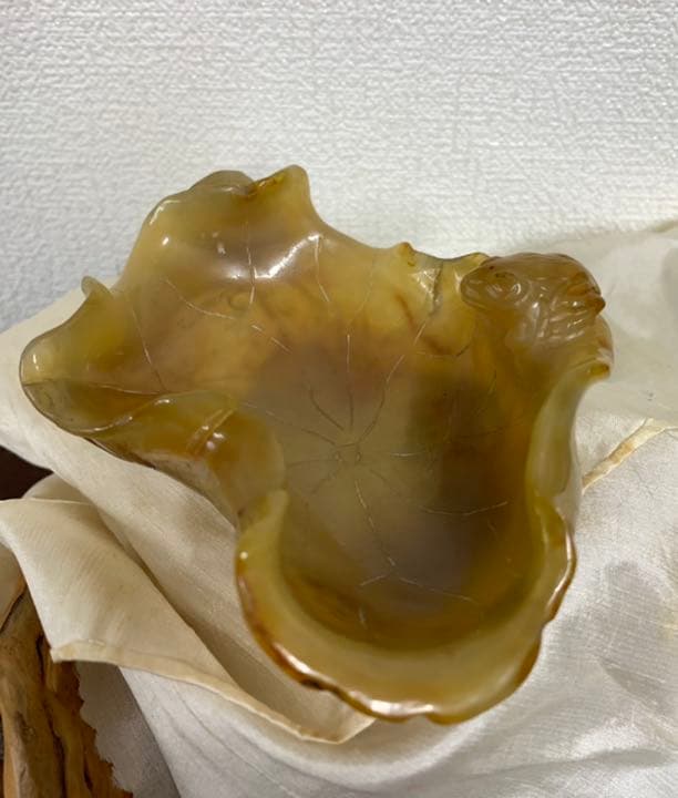 【希少品】文房具　清時代瑪瑙蓮の葉水盂 天然瑪瑙；共箱、共布 BL4-99