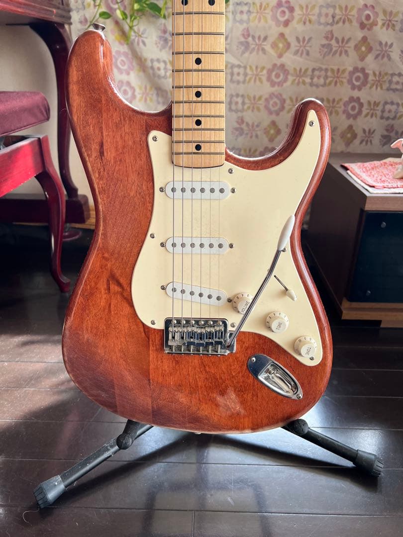 ストラトキャスター タイプ手作りエレキギター