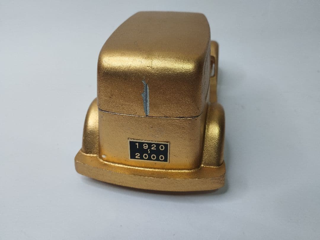 アンティーク調 ゴールドレトロカー 記念モデル 小物入れ（1920–2000)