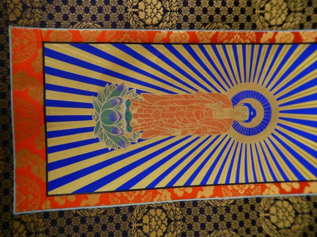 限定値下　収集品　本尊本山からの150代掛軸　東　脇はメーカー品70代　3283