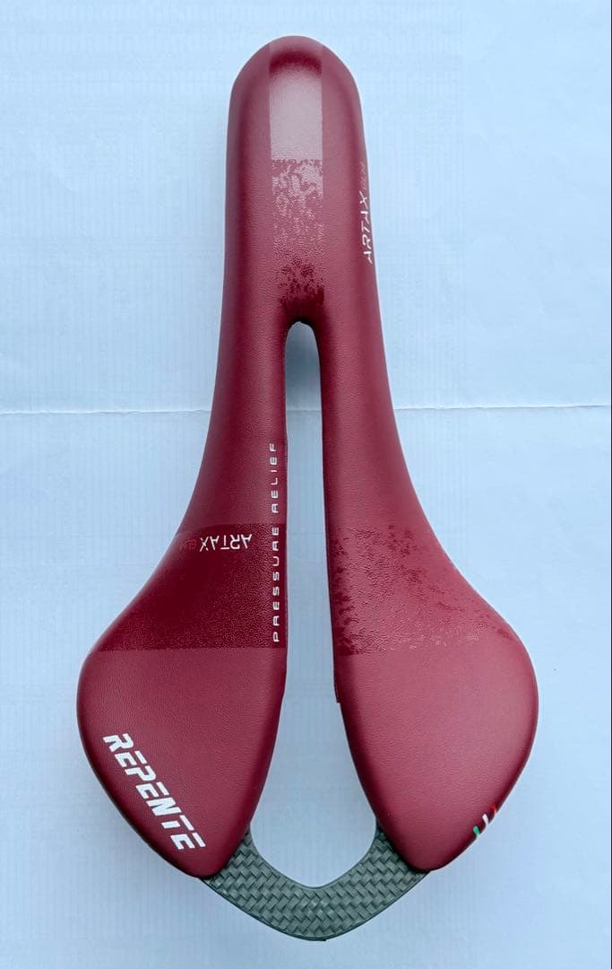 【新品】レペンテ サドル Artax GLM 142mm 超軽量 カーボン製