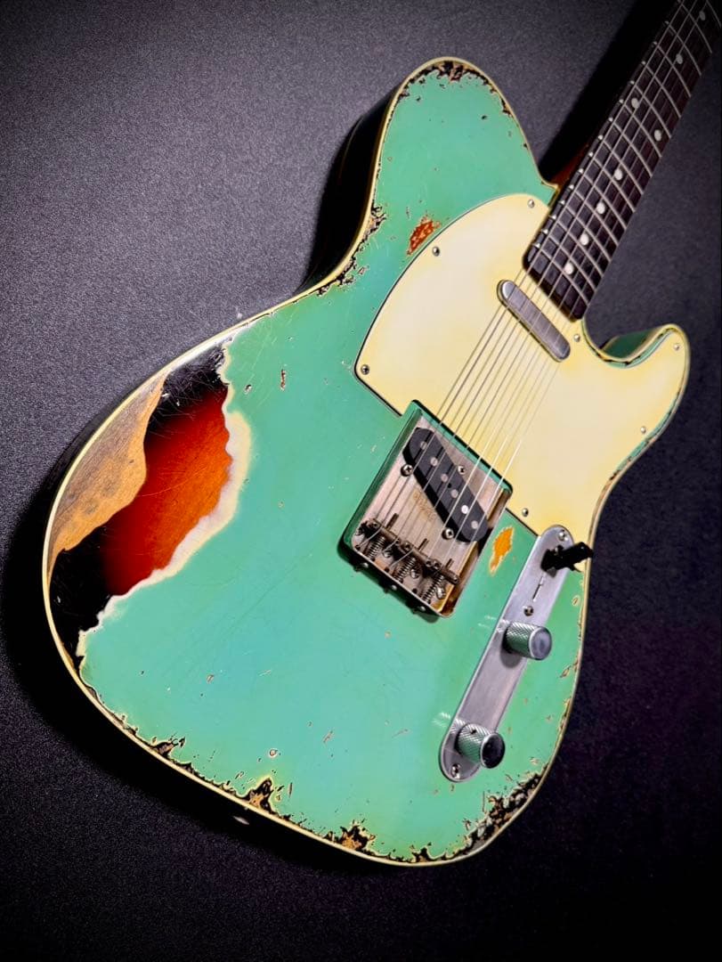 Fender Telecaster Custom マルチレイヤー　レリック