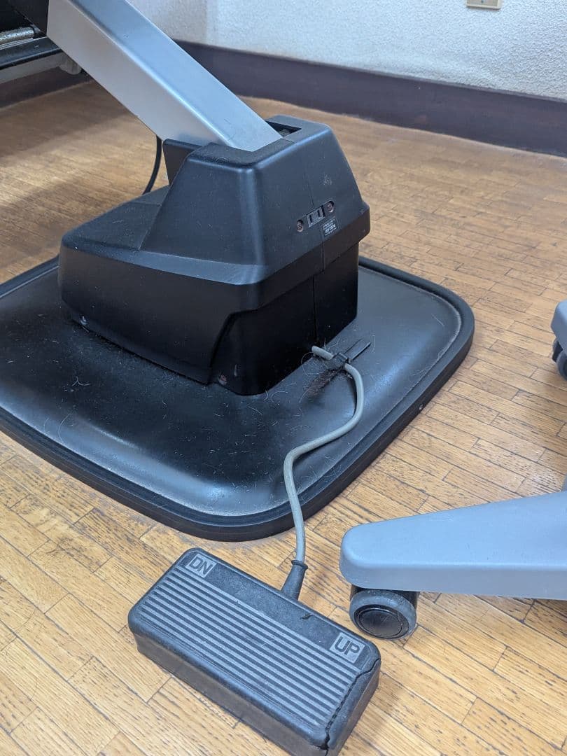 タカラベルモント 上下電動シャンプーチェアー 中古品