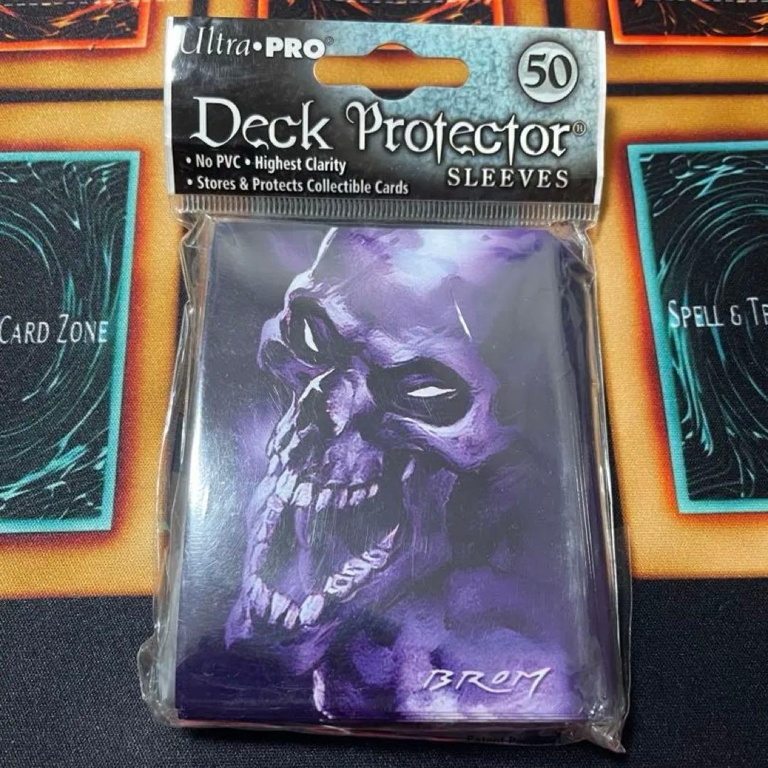 新品未開封 Ultra PRO brom スリーブ
