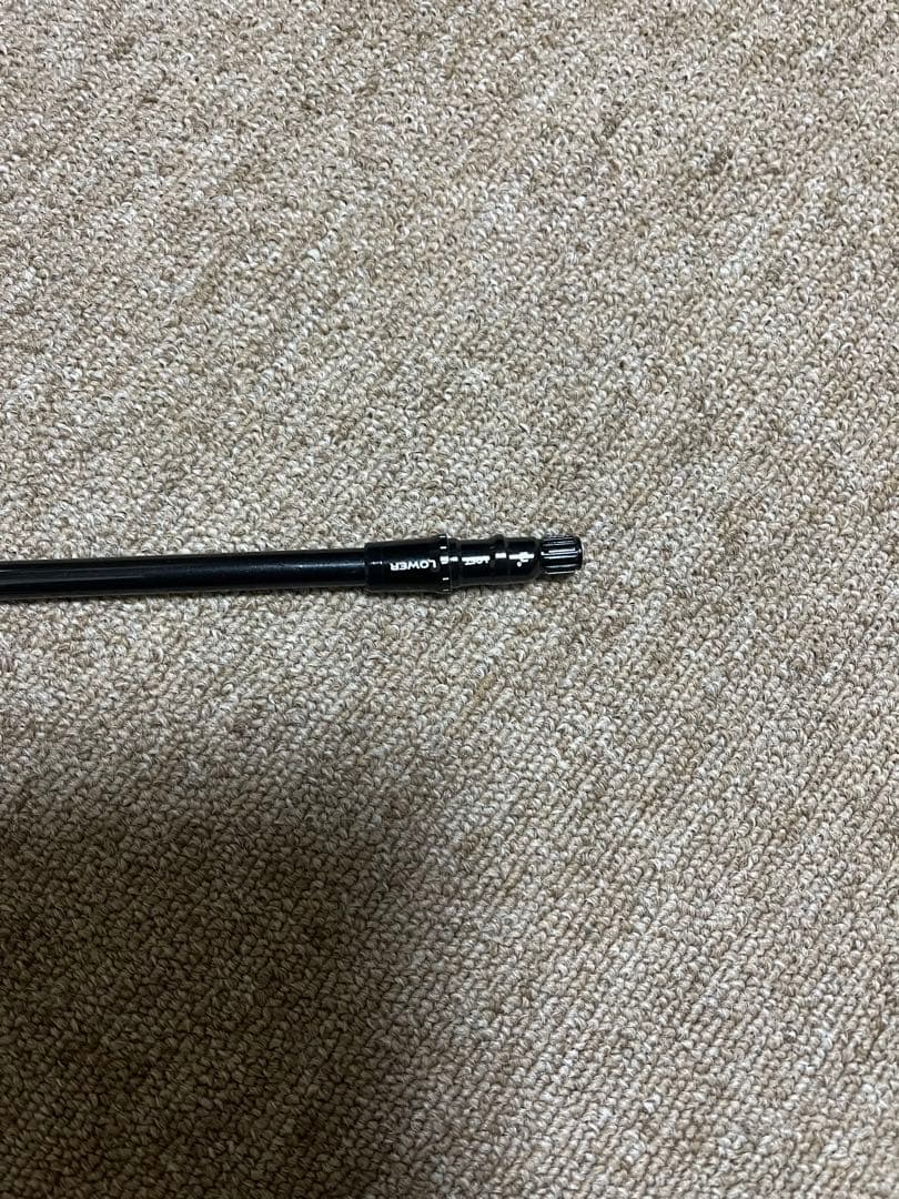 【未使用品】Qi4D_MAX ドライバー用シャフト REAX MR50 硬さS